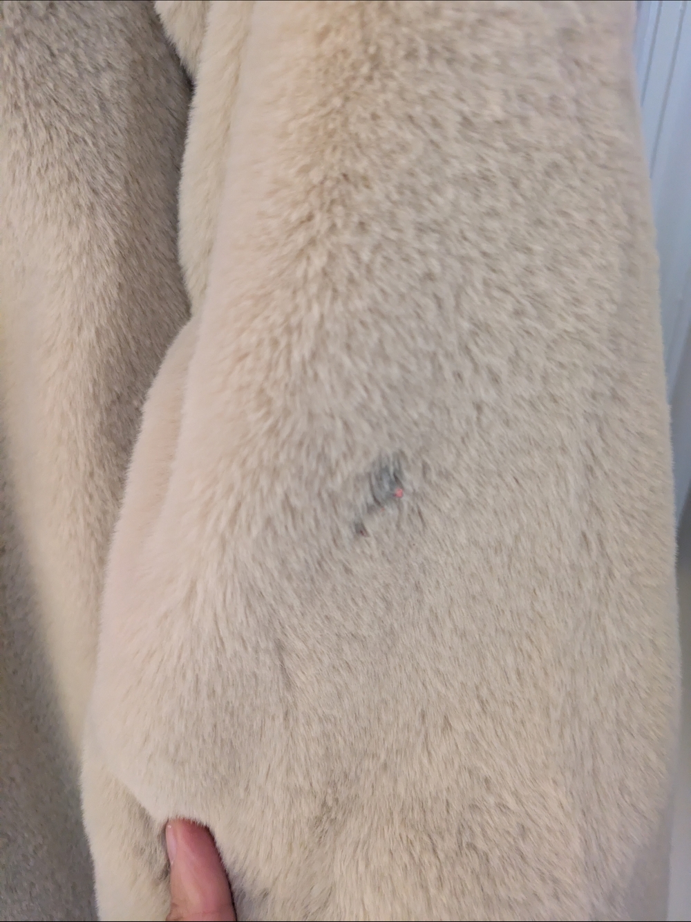 Chaser Cream Faux Fur Coat for Women- Size L - Picture 5 of 6
